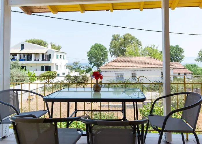 Yellow House Διαμέρισμα *